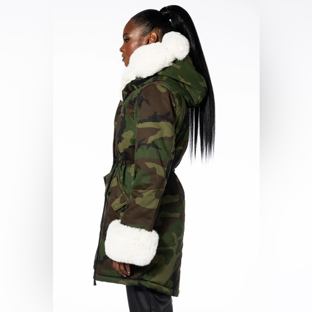 Azalea Wang Camouflage Parka with Faux Fur Trim - Picture 5 of 8